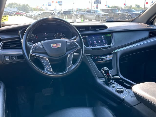 Used 2021 Cadillac XT5 Luxury w/ LPO, Floor Liner Package FWD image 10