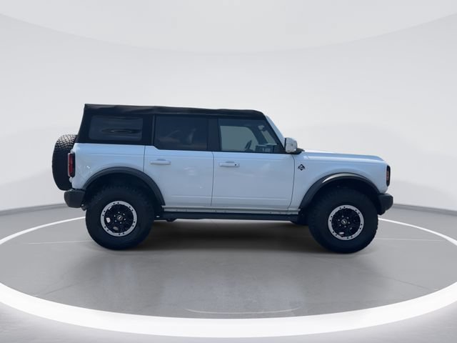 Certified 2021 Ford Bronco Outer Banks w/ Sasquatch Package AWD/4WD image 8