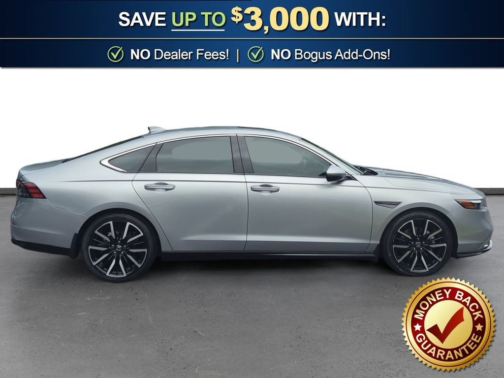Used 2024 Honda Accord Touring image 8