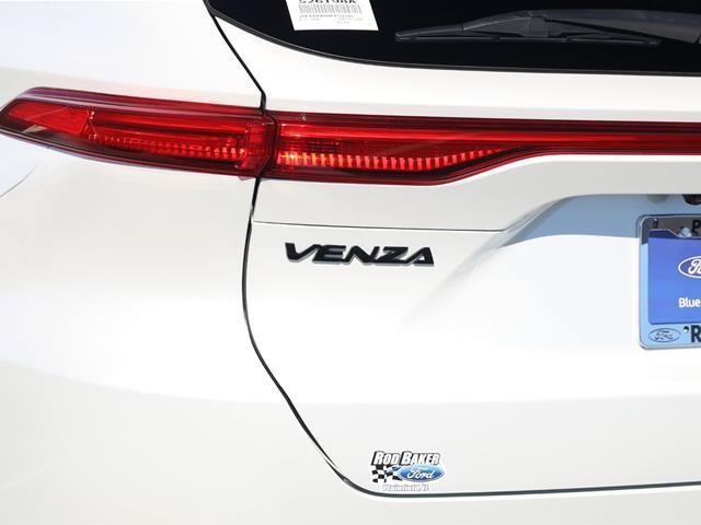 Used 2023 Toyota Venza Nightshade AWD/4WD image 15