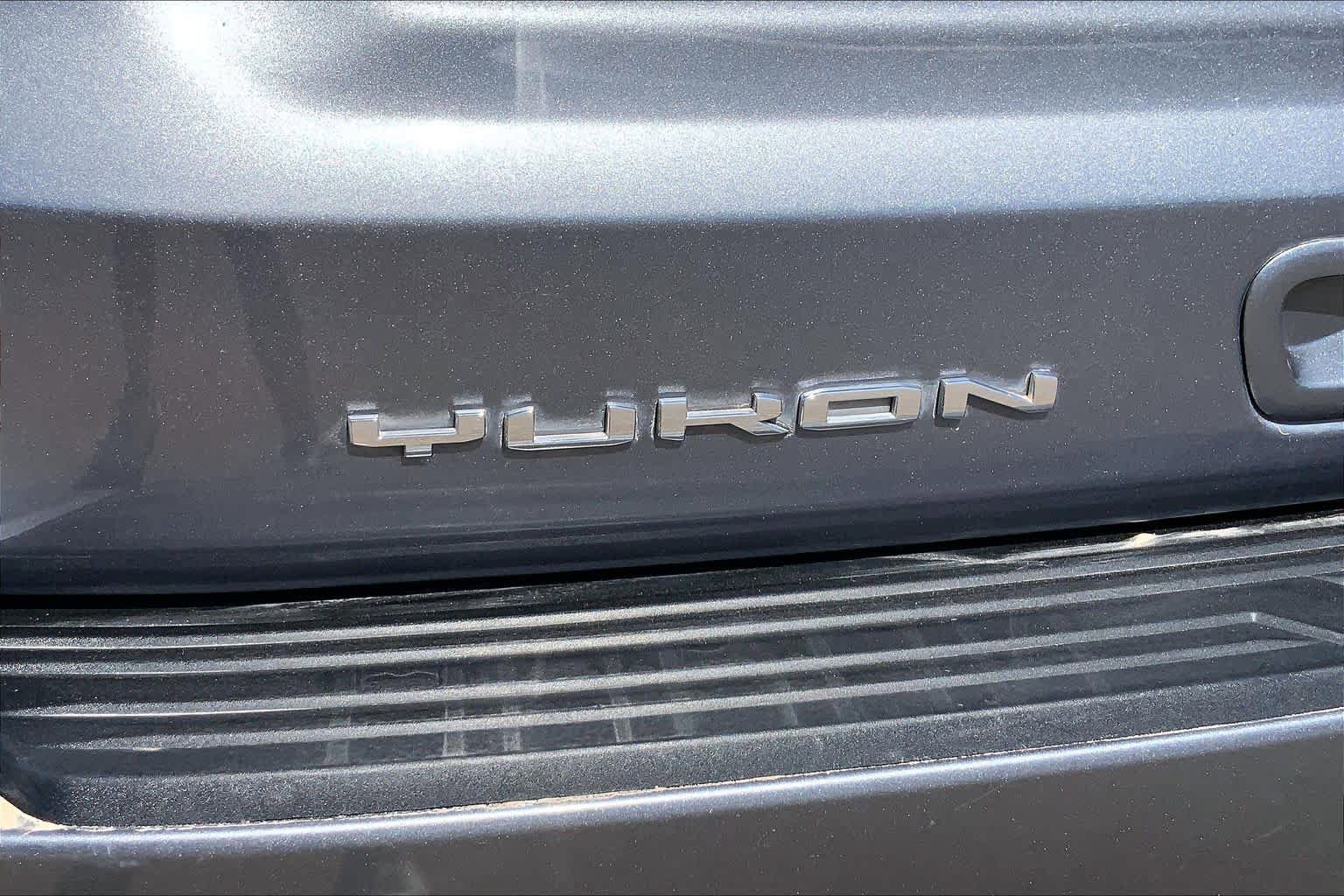 Used 2022 GMC Yukon XL Denali AWD/4WD image 10