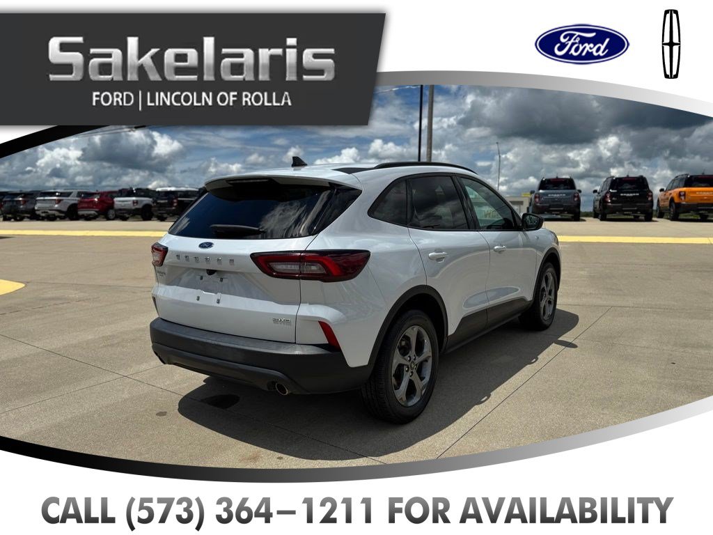 Certified 2025 Ford Escape ST-Line AWD/4WD image 5