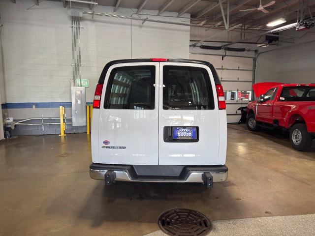 Used 2025 Chevrolet Express 2500 w/ Driver Convenience Package RWD image 7