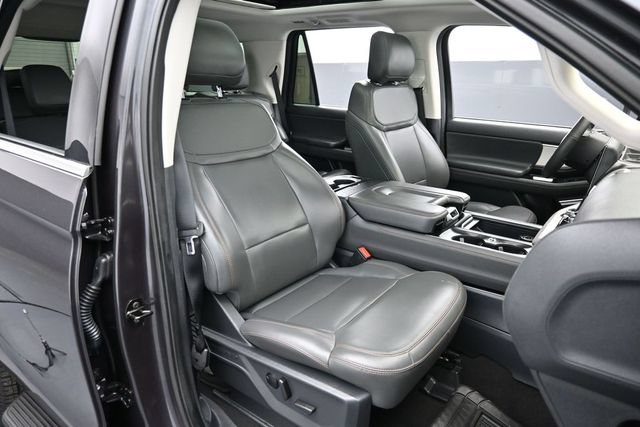 Certified 2025 Ford Expedition Active RWD image 35