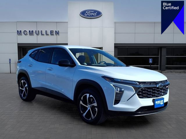 Used 2025 Chevrolet Trax RS w/ Driver Confidence Package