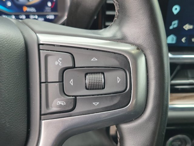 Used 2024 Chevrolet Silverado 1500 LT AWD/4WD image 16