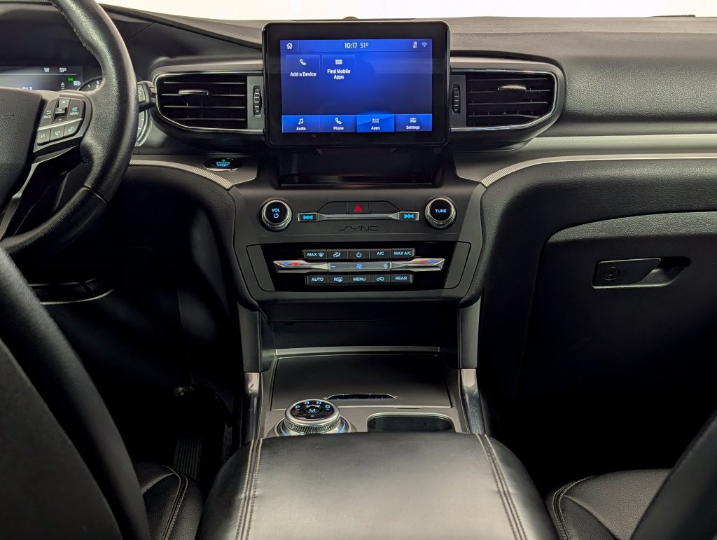 Certified 2020 Ford Explorer XLT w/ Equipment Group 202A RWD image 15