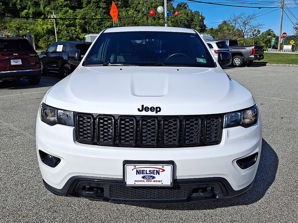 Used 2019 Jeep Grand Cherokee Laredo AWD/4WD image 57