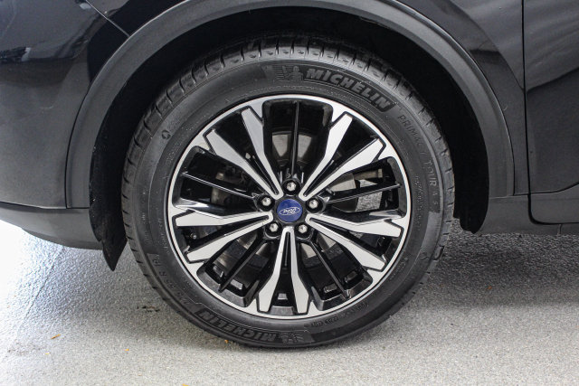 Certified 2021 Ford Escape SE w/ SE Sport Appearance Package AWD/4WD image 26