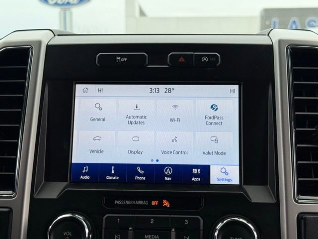 Certified 2019 Ford F150 Lariat image 40