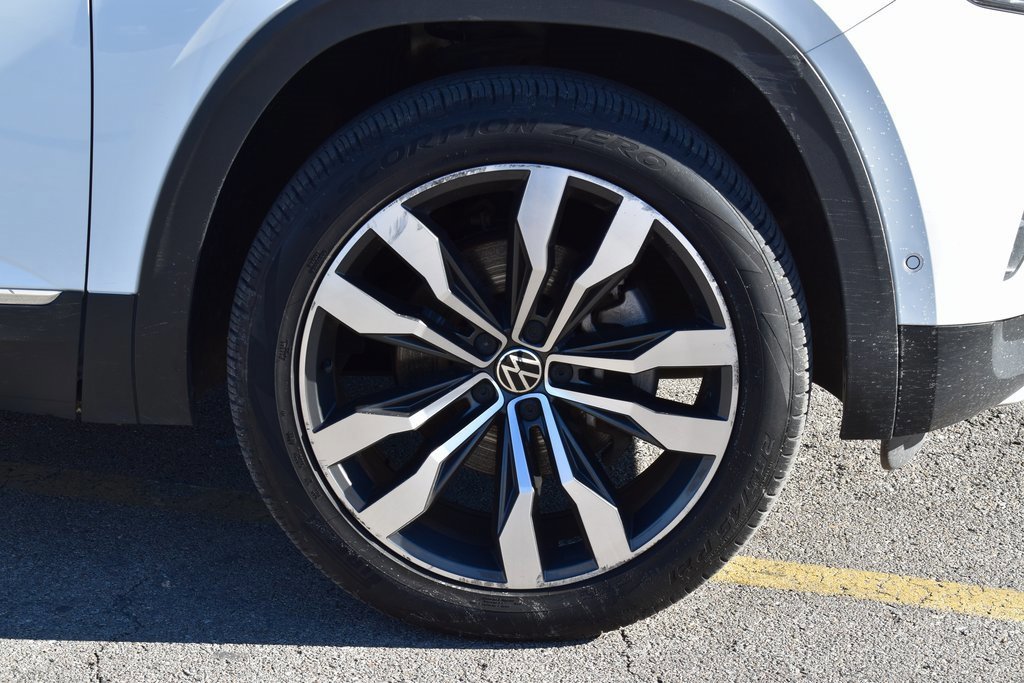 Used 2021 Volkswagen Atlas SEL Premium image 5