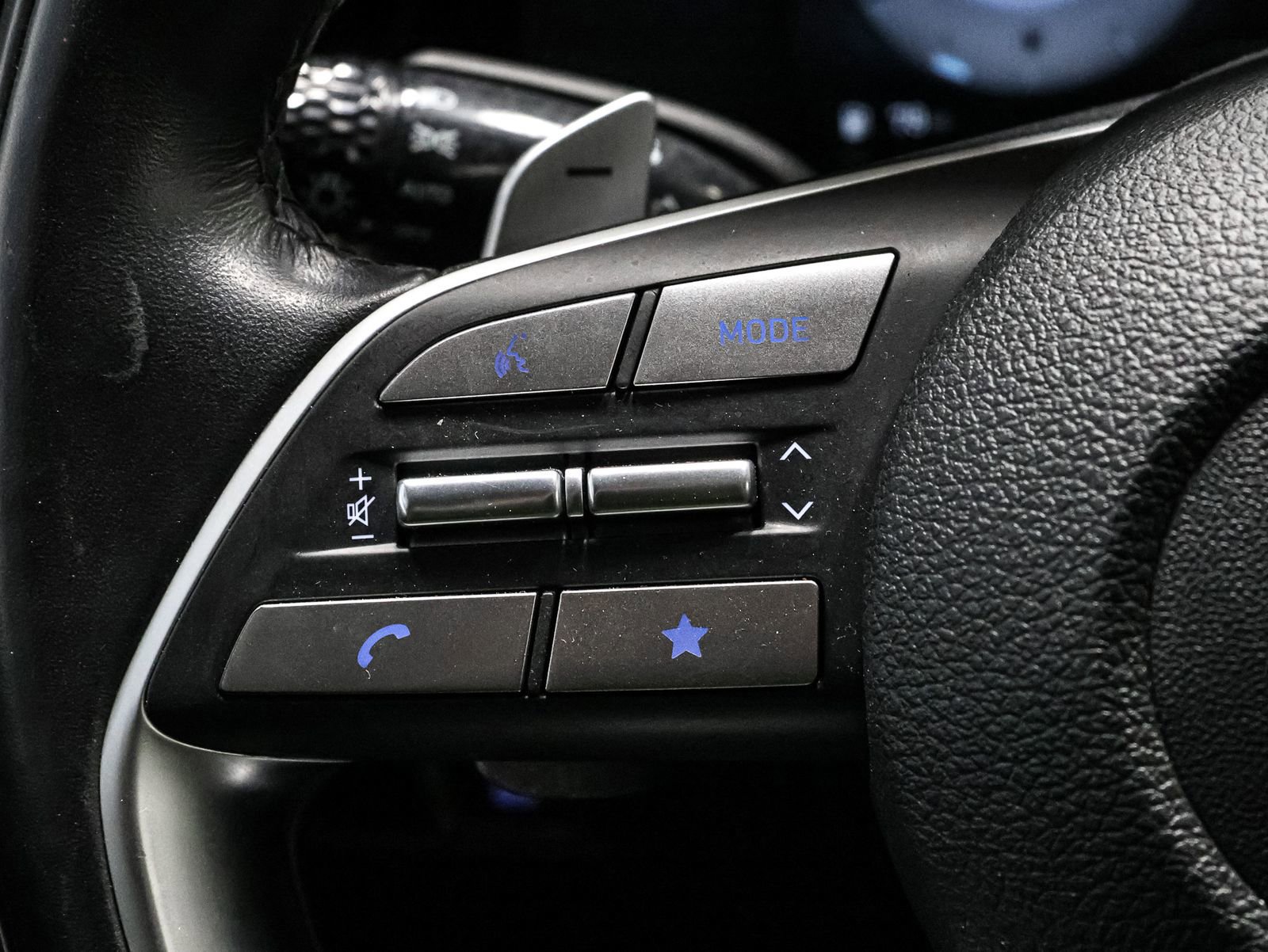 Used 2024 Hyundai Palisade Calligraphy image 35