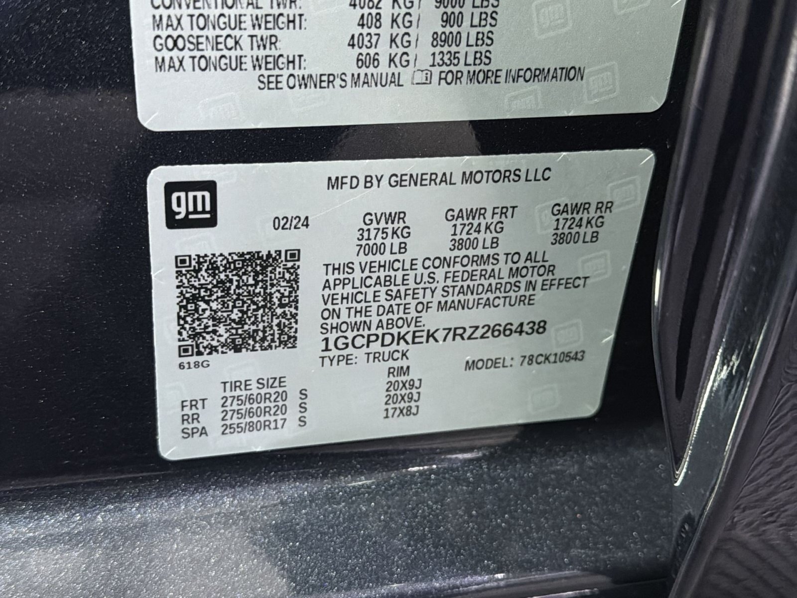 Used 2024 Chevrolet Silverado 1500 LT AWD/4WD image 36