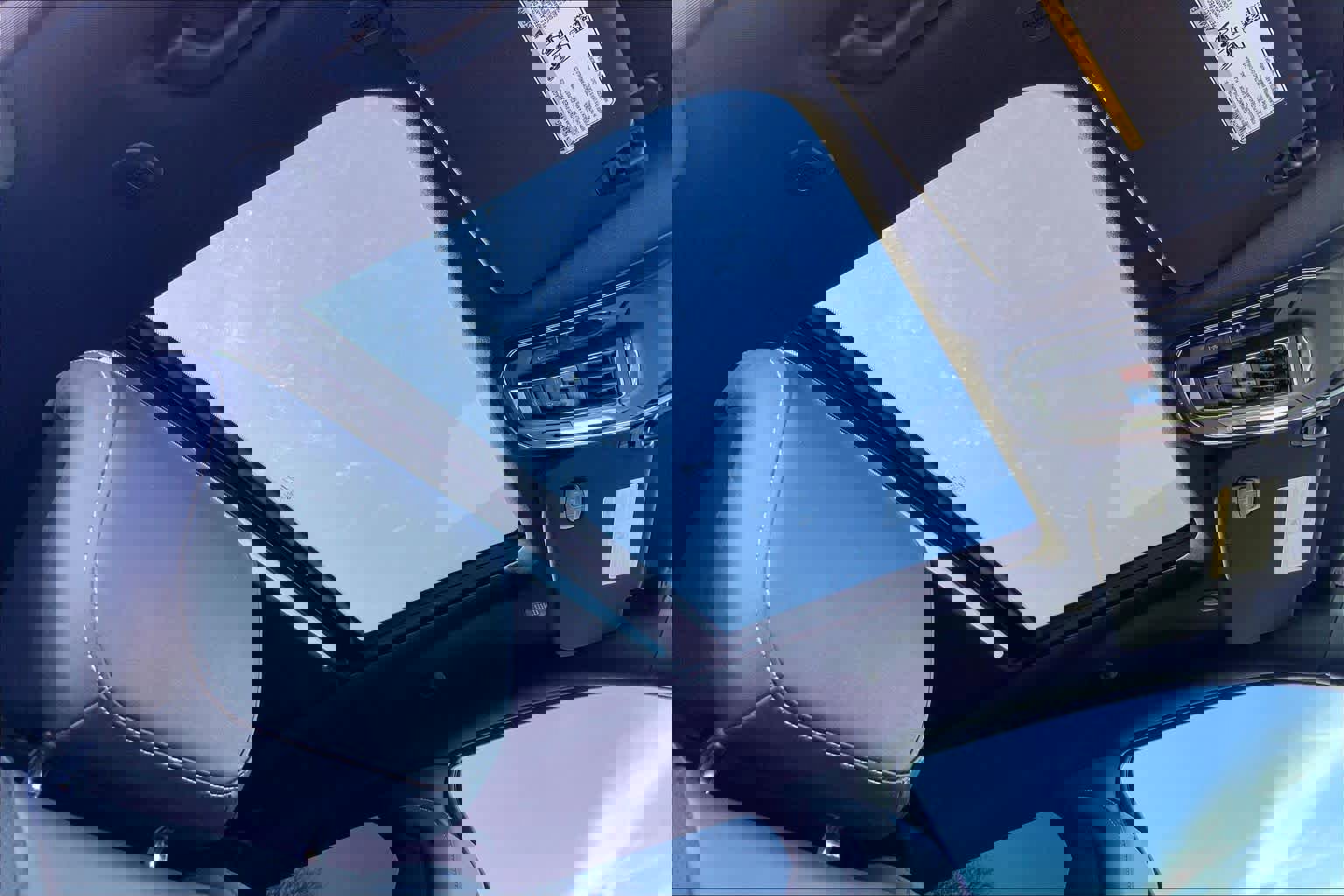 Used 2023 Jeep Wagoneer L Series II w/ Premium Group I image 14