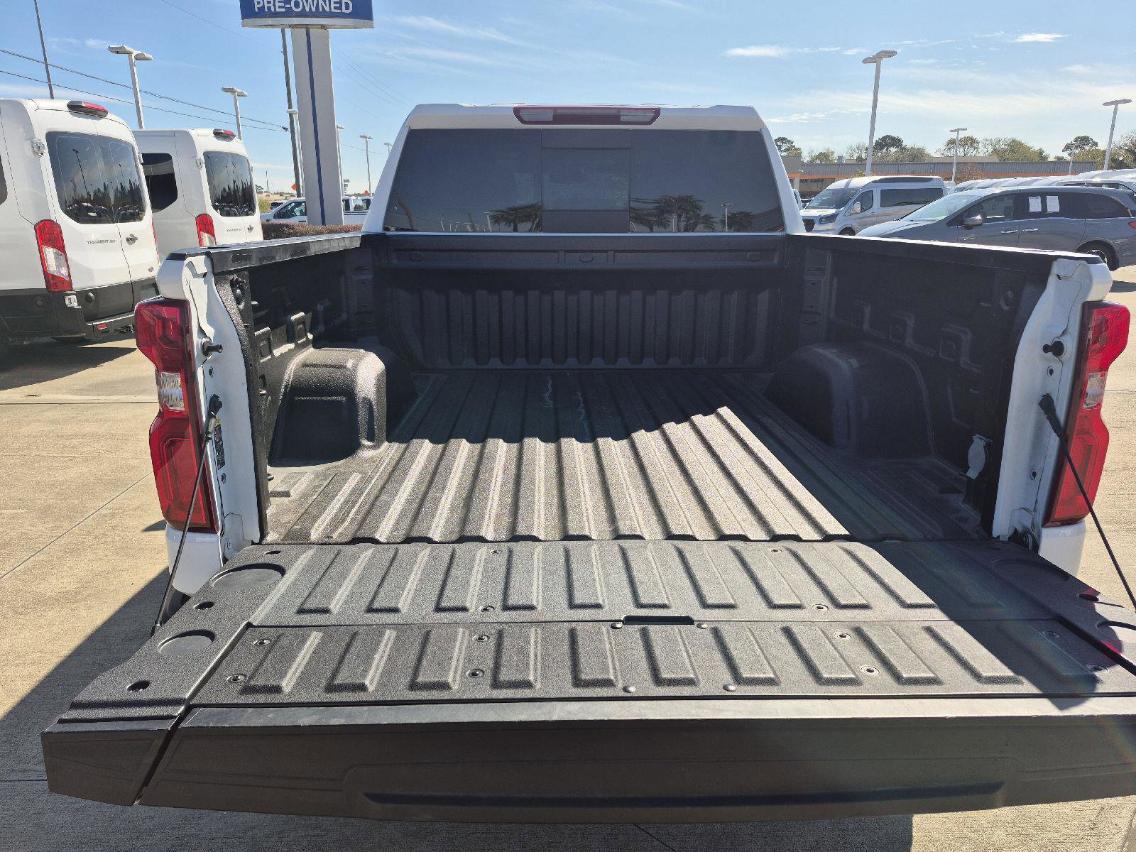 Used 2024 Chevrolet Silverado 1500 LT Trail Boss w/ Convenience Package II image 7