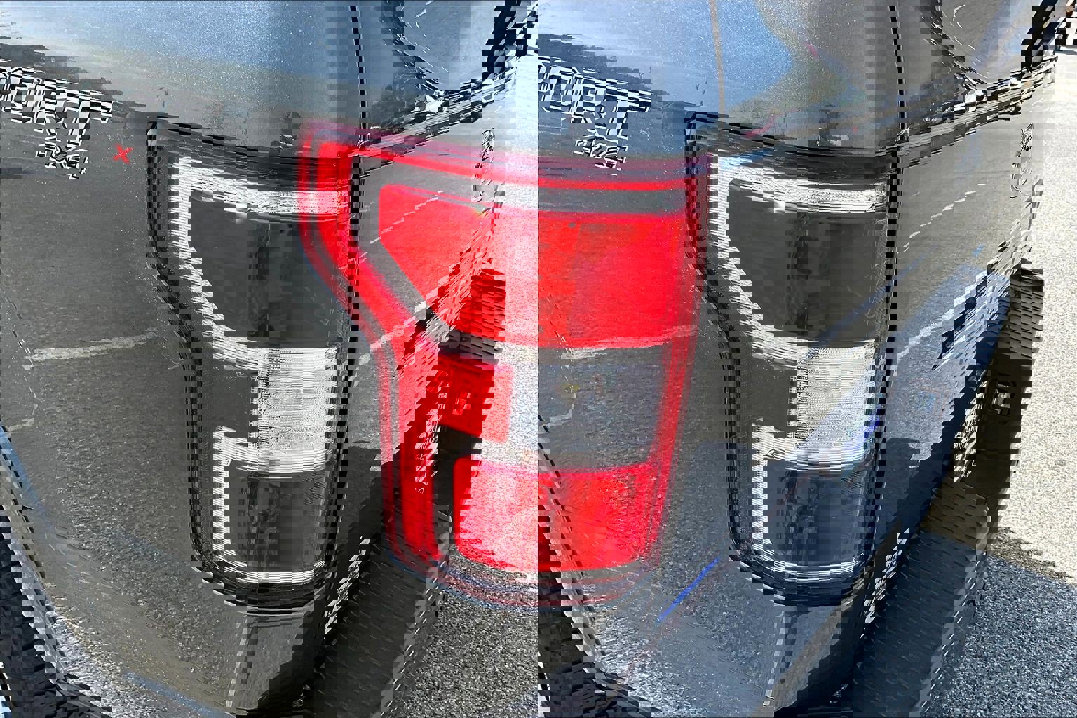 Certified 2019 Ford F150 XLT w/ Equipment Group 302A Luxury image 24