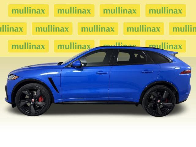 Used 2023 Jaguar F-PACE SVR image 2