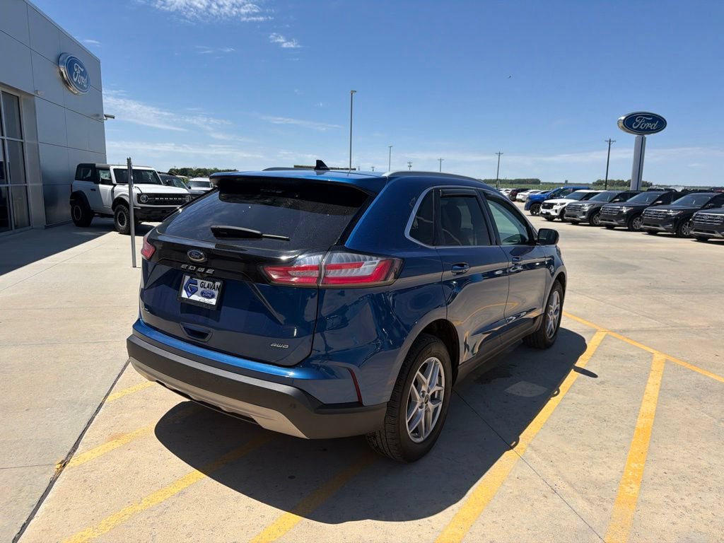 Certified 2023 Ford Edge SEL w/ Convenience Package AWD/4WD image 7