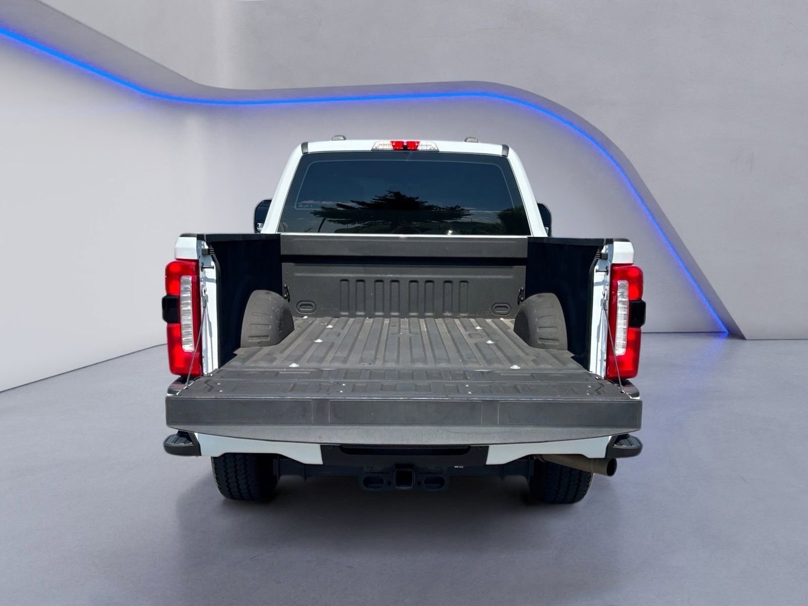 Certified 2024 Ford F250 XL w/ STX Appearance Package AWD/4WD image 10