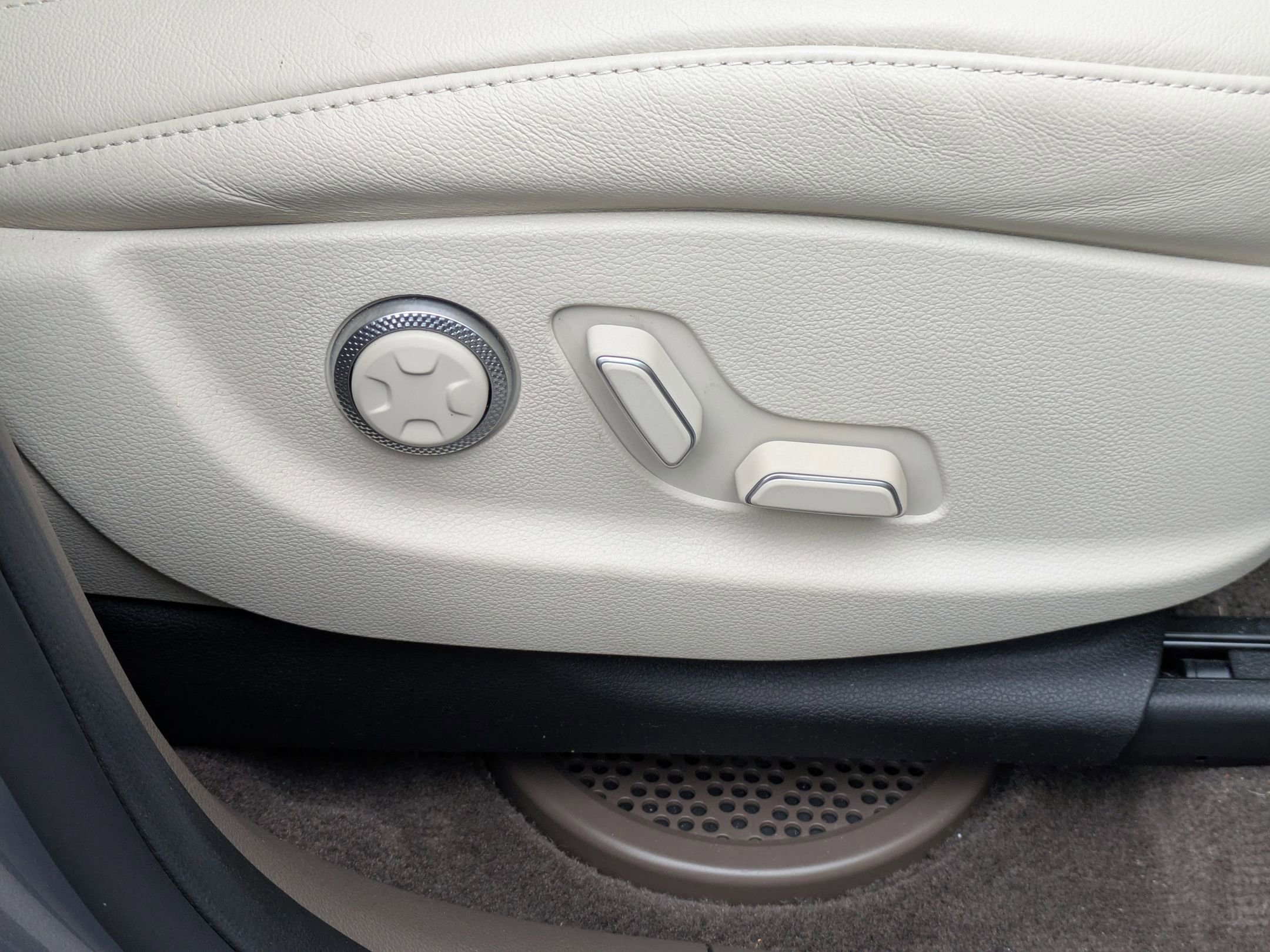 Used 2024 Genesis GV80 3.5T image 41