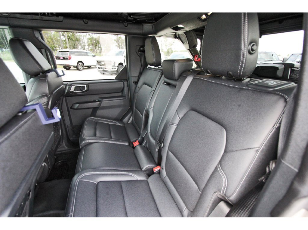 Certified 2026 Ford Bronco Badlands AWD/4WD image 16