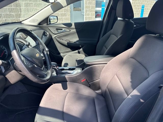Used 2021 Chevrolet Malibu RS FWD image 13