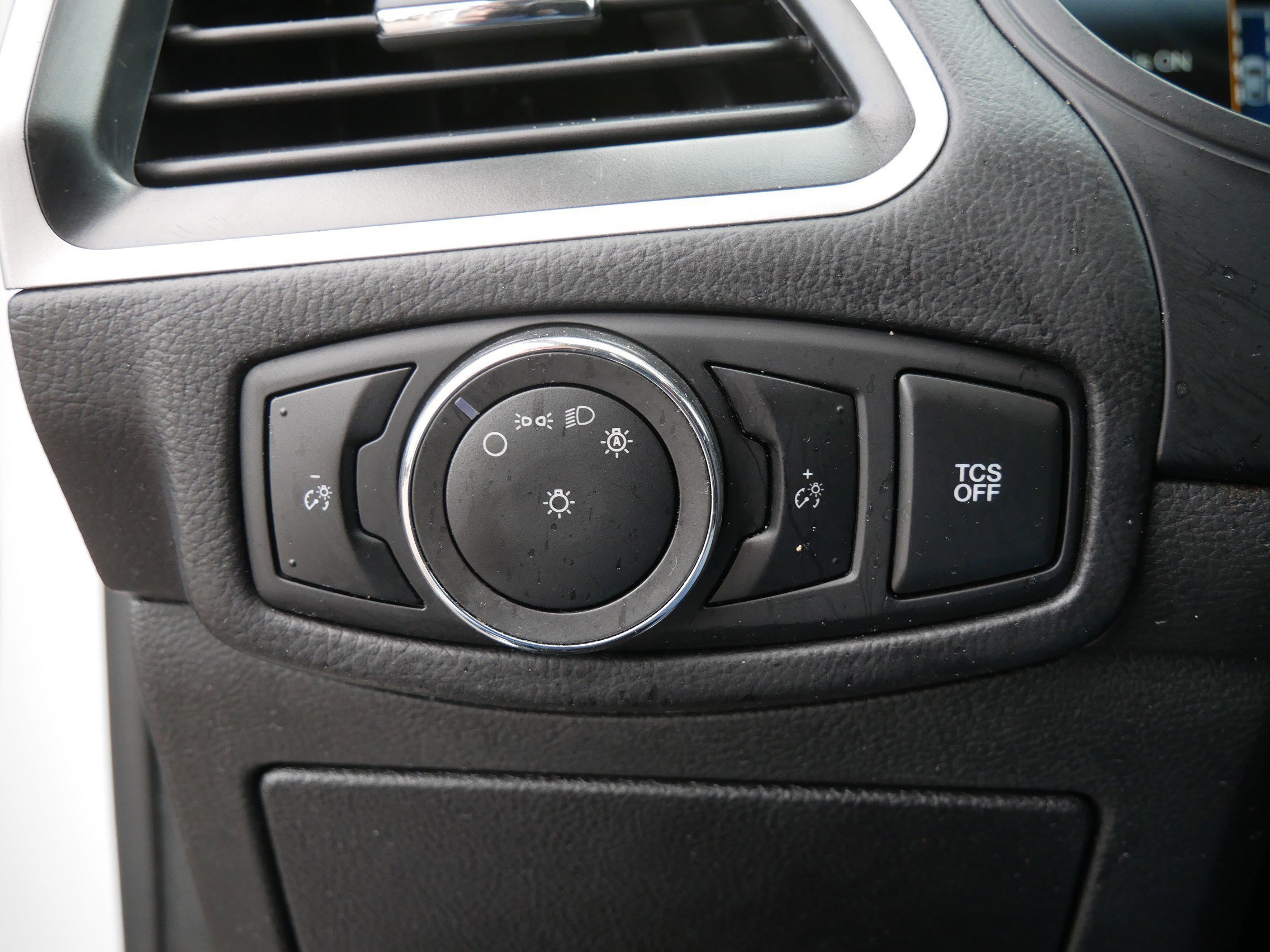 Certified 2023 Ford Edge SEL image 26