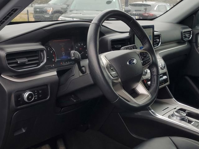 Certified 2023 Ford Explorer XLT w/ Equipment Group 202A image 10