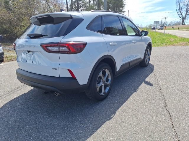 Certified 2025 Ford Escape ST-Line w/ Equipment Group 301A image 3
