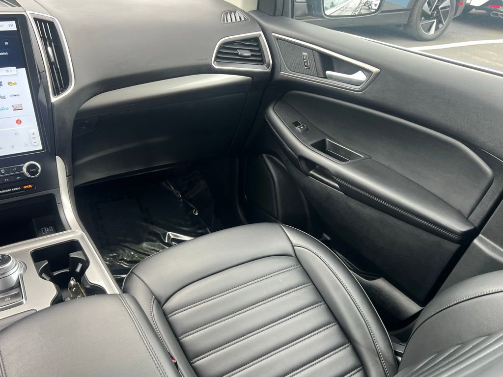 Certified 2024 Ford Edge SEL w/ Convenience Package AWD/4WD image 19