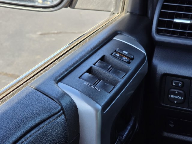 Used 2017 Toyota 4Runner Limited RWD image 17