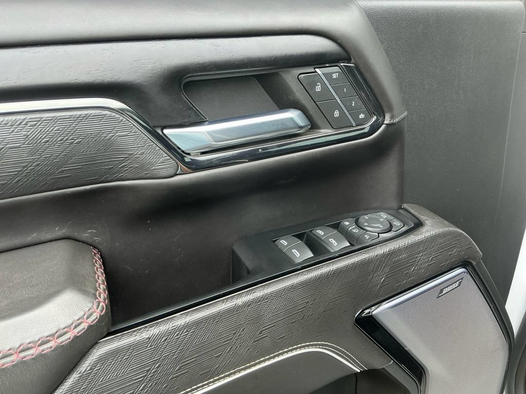 Used 2024 GMC Sierra 2500 AT4X AWD/4WD image 16