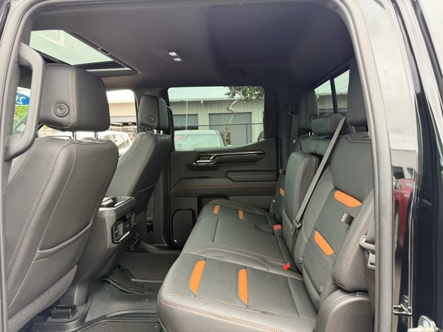 Used 2023 GMC Sierra 1500 AT4 w/ AT4 Premium Package AWD/4WD image 9