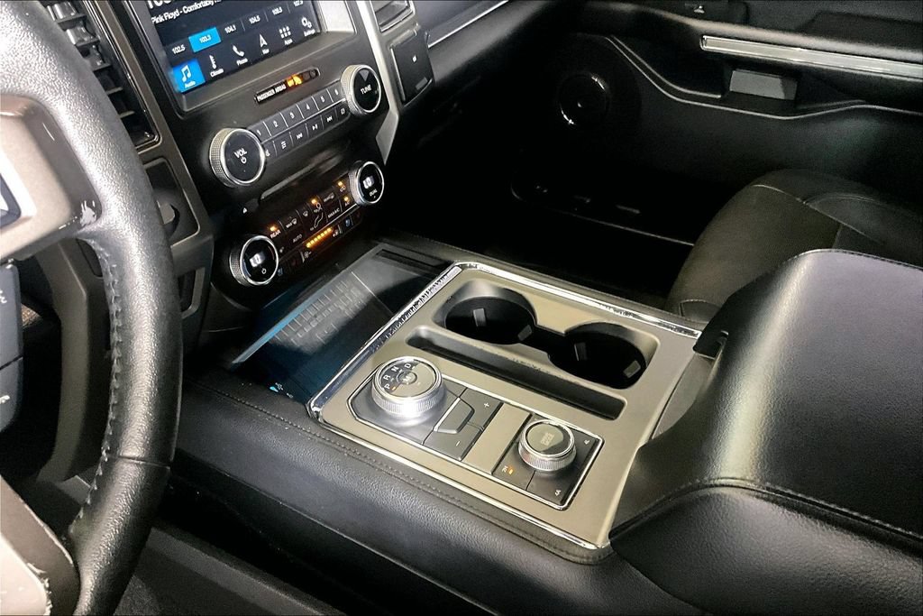 Certified 2018 Ford Expedition XLT w/ Equipment Group 202A AWD/4WD image 13