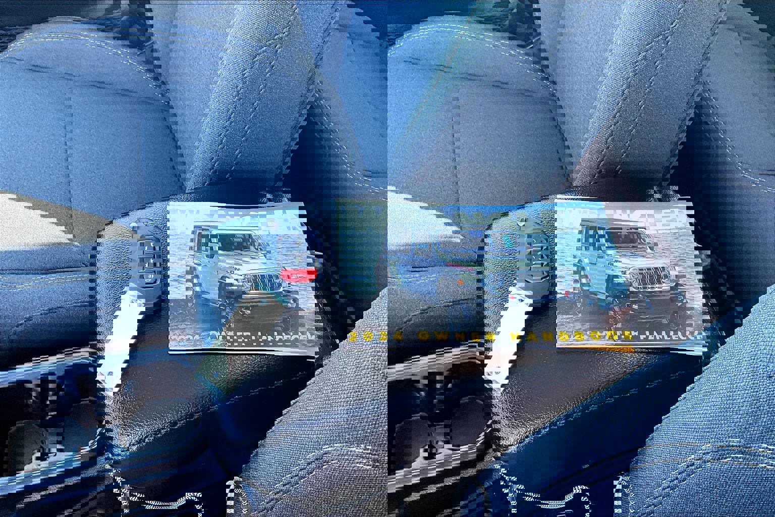 Used 2024 Jeep Wrangler Sport S AWD/4WD image 13