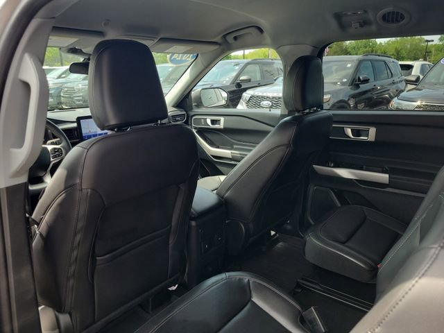 Certified 2024 Ford Explorer XLT w/ Equipment Group 202A AWD/4WD image 26