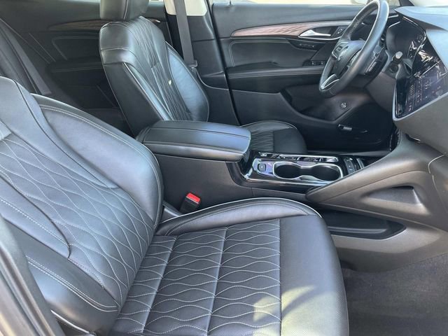 Used 2021 Buick Envision Avenir w/ Technology Package II image 35