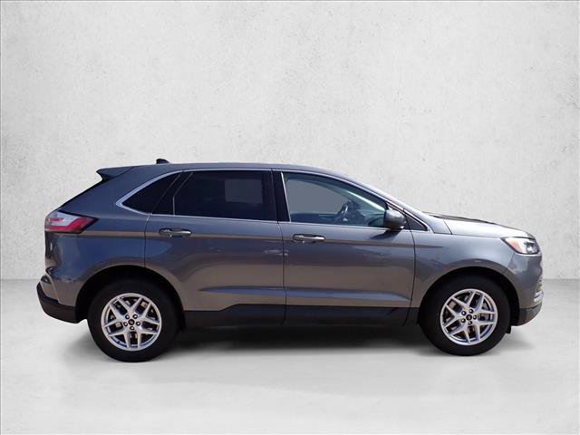 Certified 2024 Ford Edge SEL AWD/4WD image 5