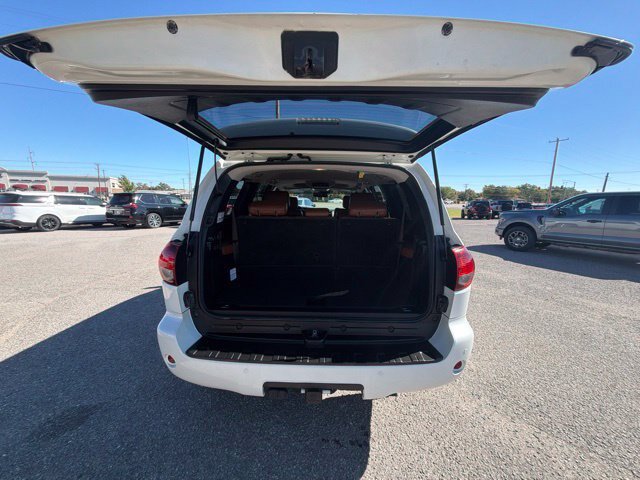 Used 2019 Toyota Sequoia Platinum AWD/4WD image 26
