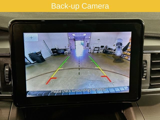 Certified 2022 Ford Explorer XLT w/ Equipment Group 202A AWD/4WD image 32