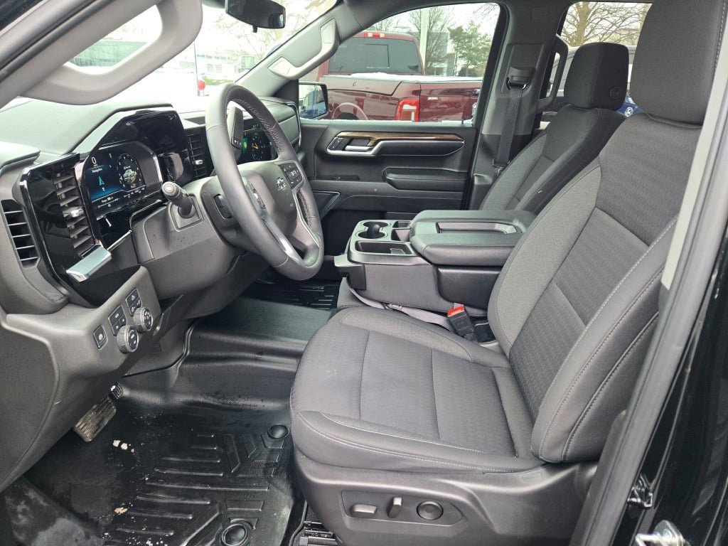 Used 2024 Chevrolet Silverado 1500 RST image 20