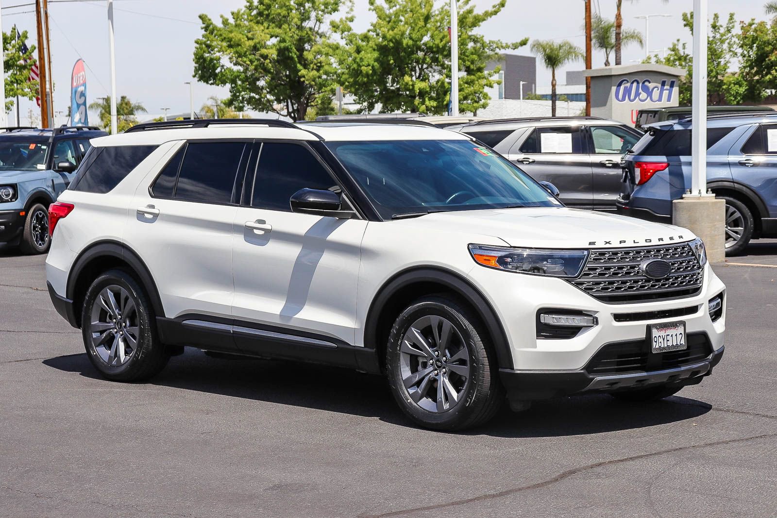 Certified 2023 Ford Explorer XLT w/ Equipment Group 202A image 3