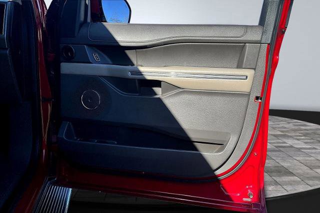 Certified 2021 Ford Expedition XLT image 28