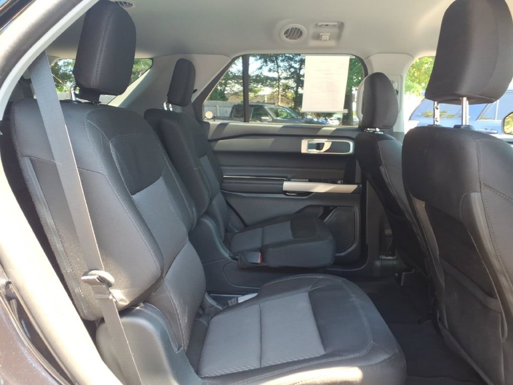 Certified 2023 Ford Explorer XLT AWD/4WD image 12