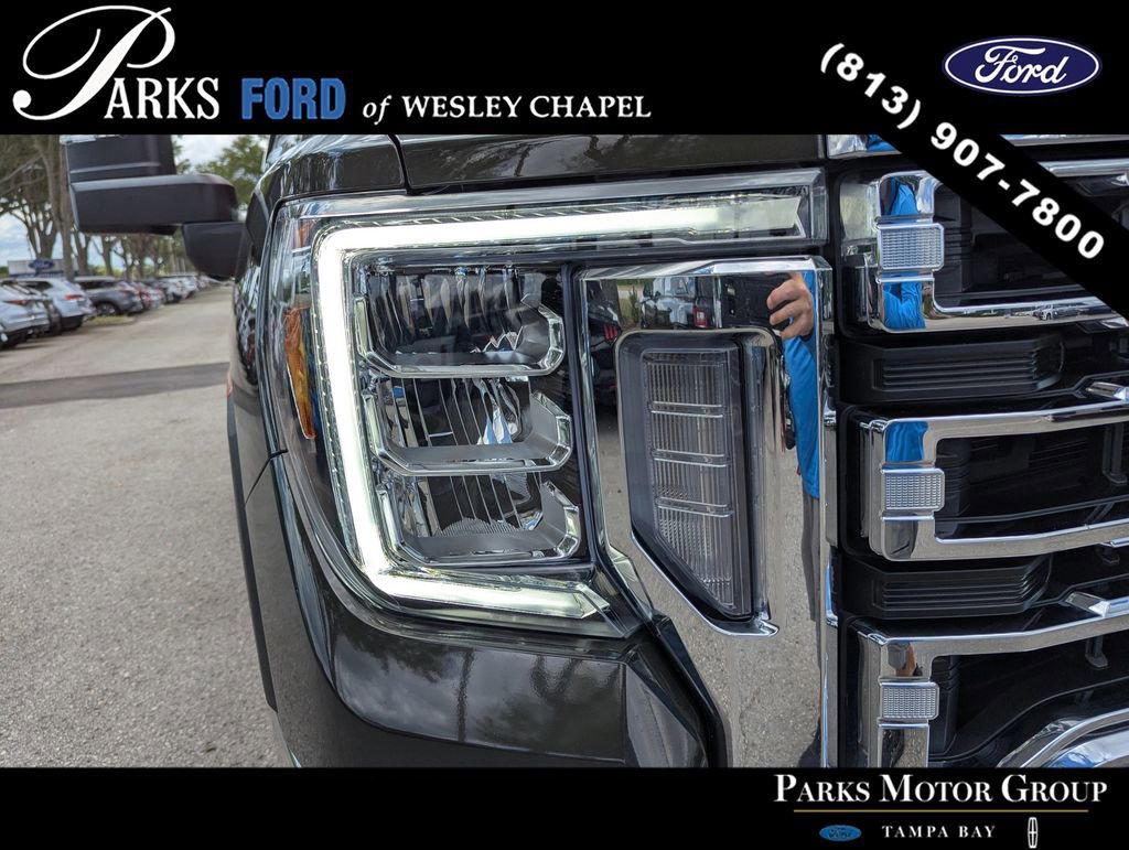 Used 2022 GMC Sierra 2500 SLT w/ SLT Premium Package AWD/4WD image 6