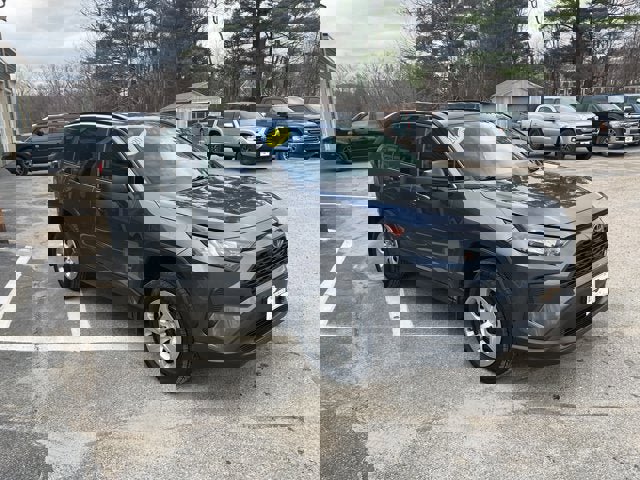 Used 2020 Toyota RAV4 LE w/ All Weather Liner Package AWD/4WD image 12