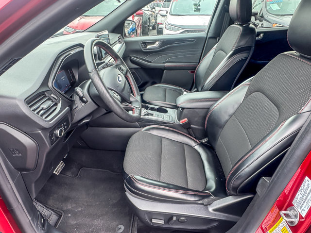 Certified 2024 Ford Escape ST-Line image 10