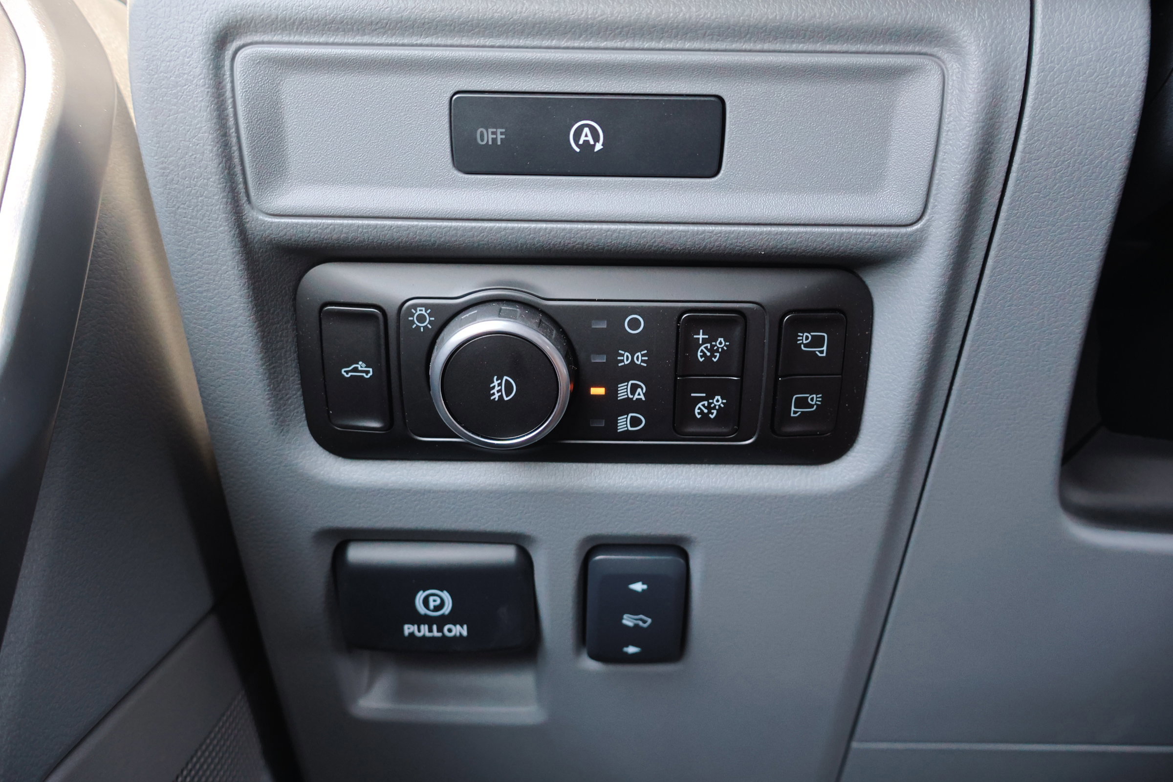 Certified 2025 Ford F150 Lariat w/ Equipment Group 501A Mid image 22