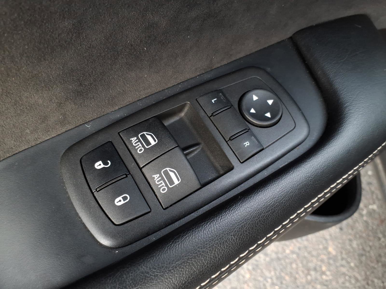 Used 2022 Dodge Challenger SRT Hellcat Redeye image 12