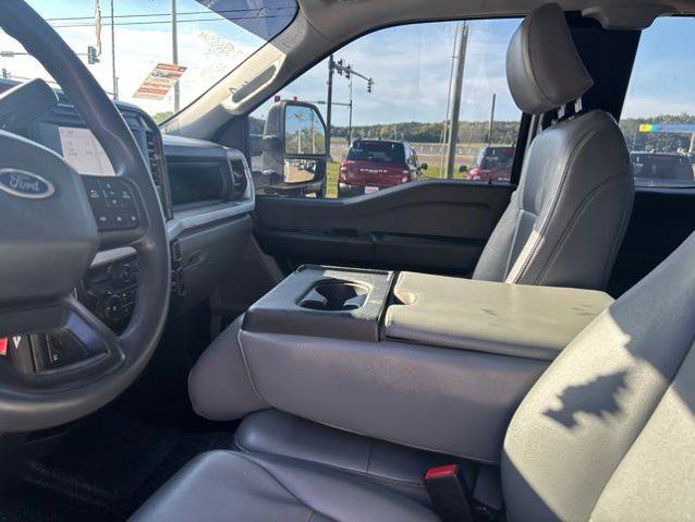 Certified 2023 Ford F250 XL w/ XL Chrome Package AWD/4WD image 16